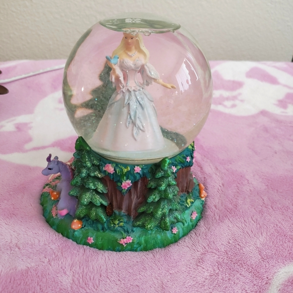 Mattel Barbie Swan Lake Snow Globe